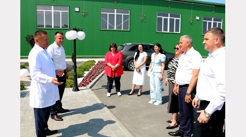 Визит делегаций Волгоградской и Ленинградской областей на ОАО «Лунинецкий МЗ»: курс на укрепление межрегиональных связей